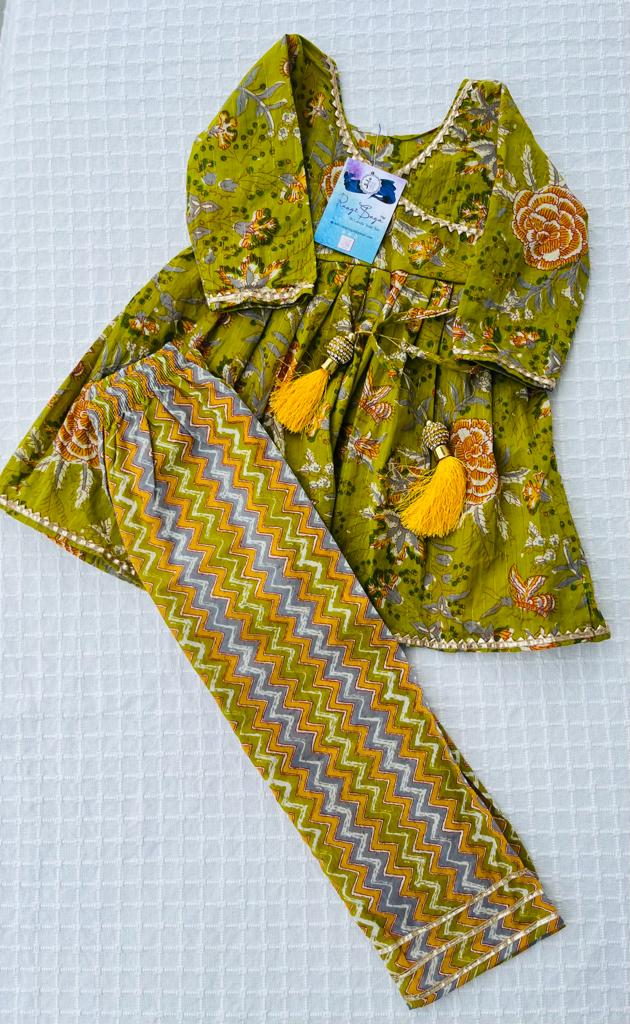 Floral Print Heena Green Pant Suit